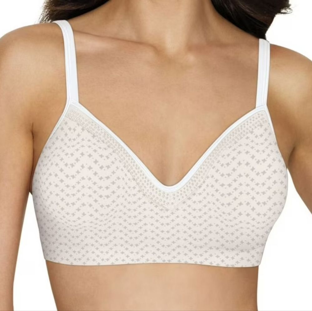 NWOT Hanes Smoothtec ComfortFlex Wireless Seamless Multiway T-shirt Bra, Sz M